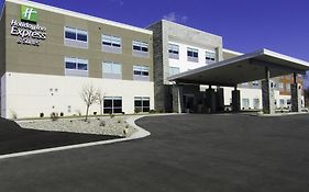 Holiday Inn Express & Suites Coldwater By Ihg
